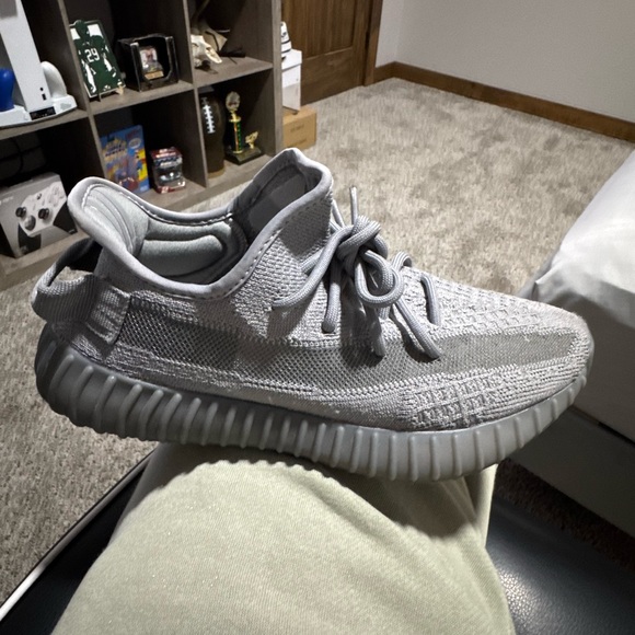 Yeezy Boost 350 V2 'Steel Grey'